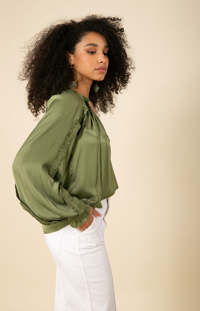 Hale Bob Remington Pleated Solid Top