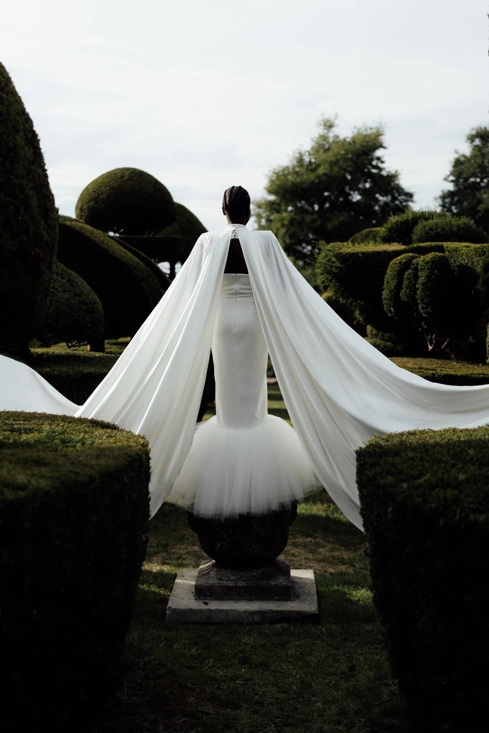 Halfpenny London Angelica Cape