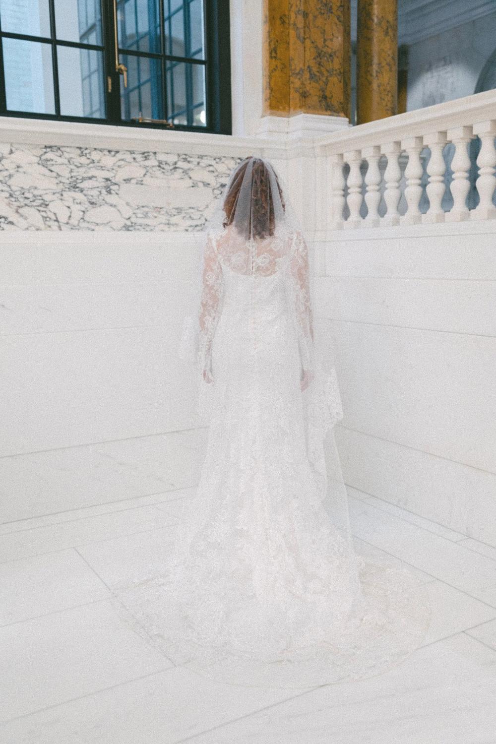 Halfpenny London Broad Lace Veil