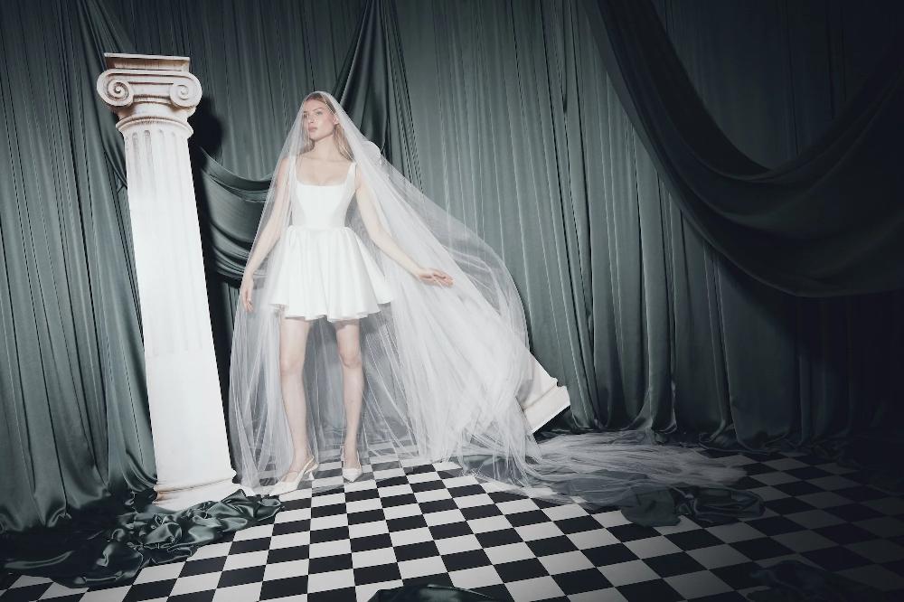 Halfpenny London Cascade Veil