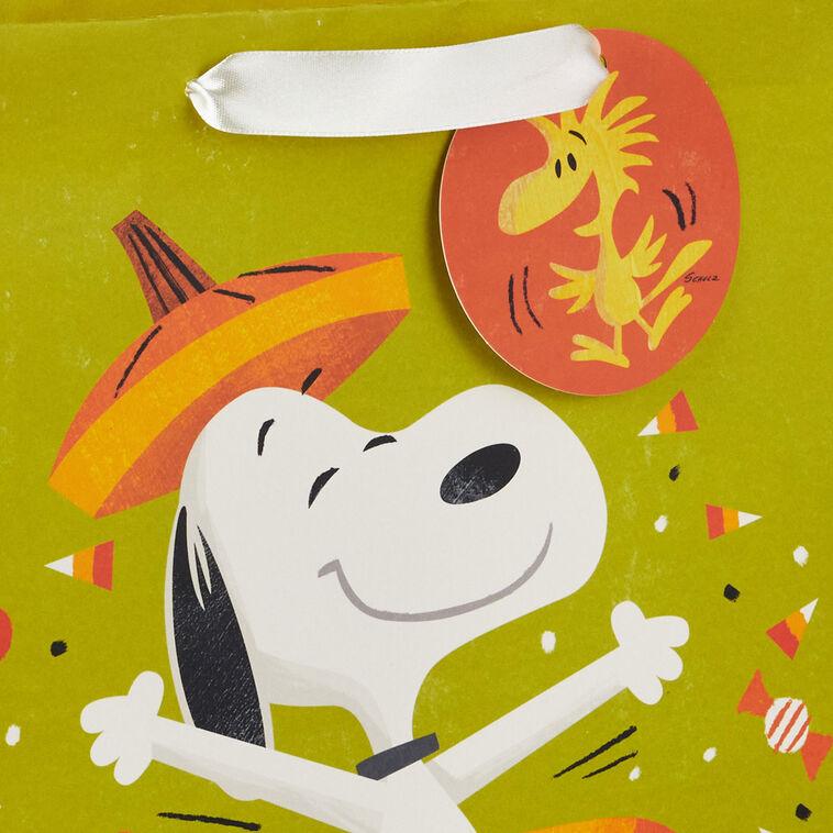 Hallmark 13" Peanuts® Snoopy In Pumpkin Large Halloween Gift Bag