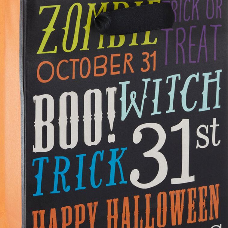 Hallmark 6.5" Spooky Time 6-Pack Assorted Small Halloween Gift Bag Bundle