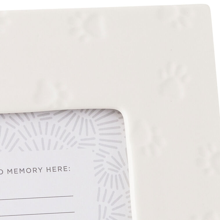 Hallmark A Best Friend Leaves Paw Prints Picture Frame 4x6