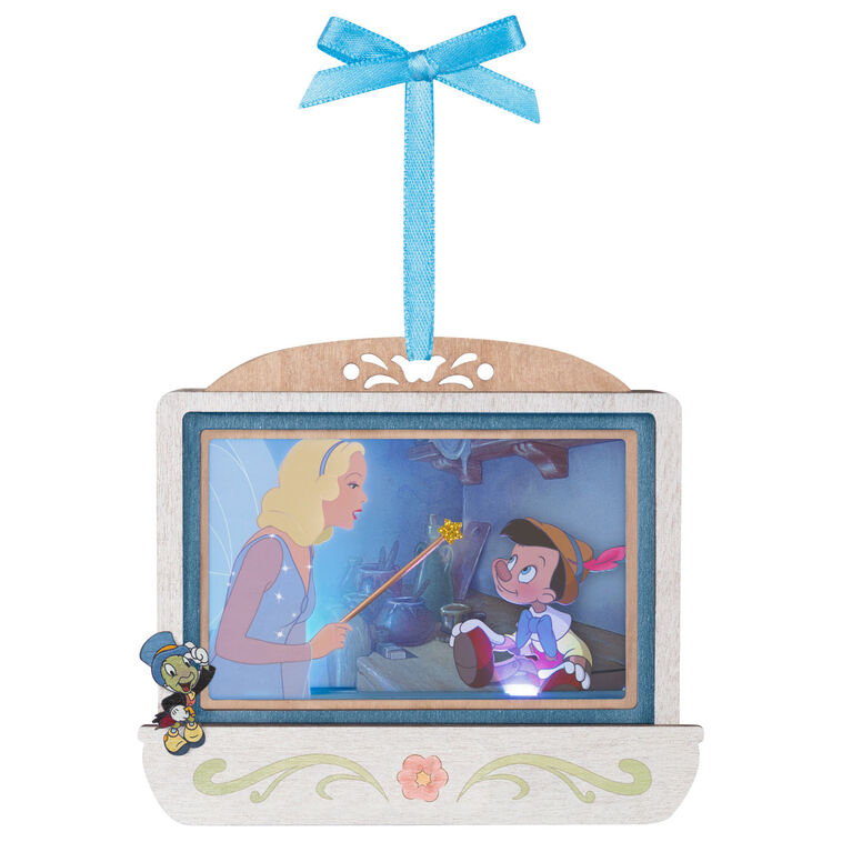 hallmark Disney Pinocchio 85th Anniversary Geppetto’s Wish Come True Papercraft Ornament With Light