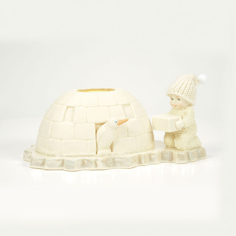 Hallmark Enesco Snowbabies Warm In My Igloo Lighted Figurine 3.19"
