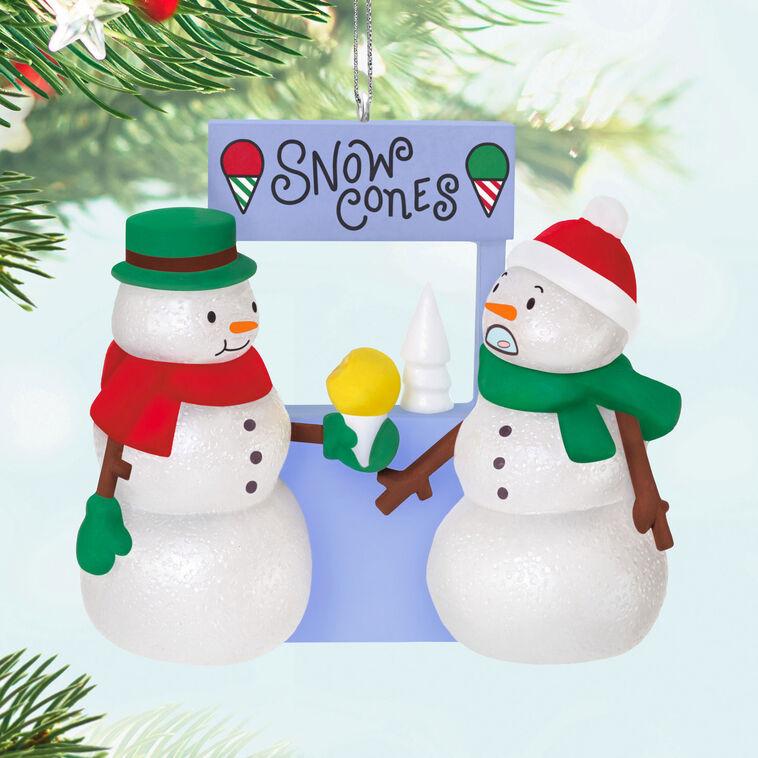 Hallmark A Snowy Surprise Ornament