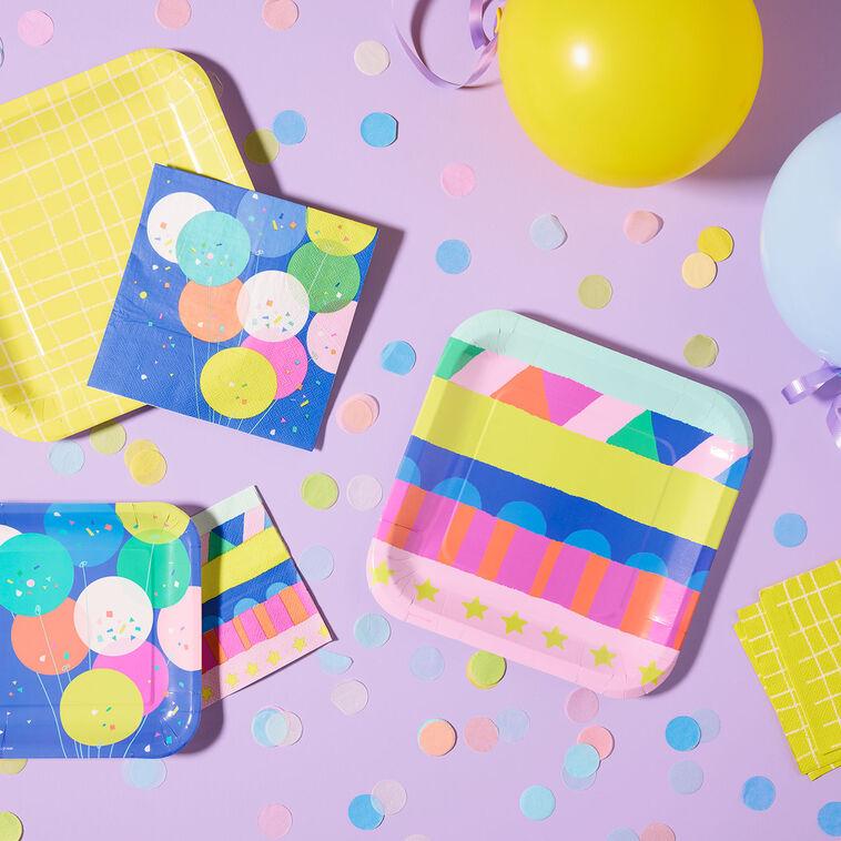 Hallmark Balloon Time Party Essentials Set