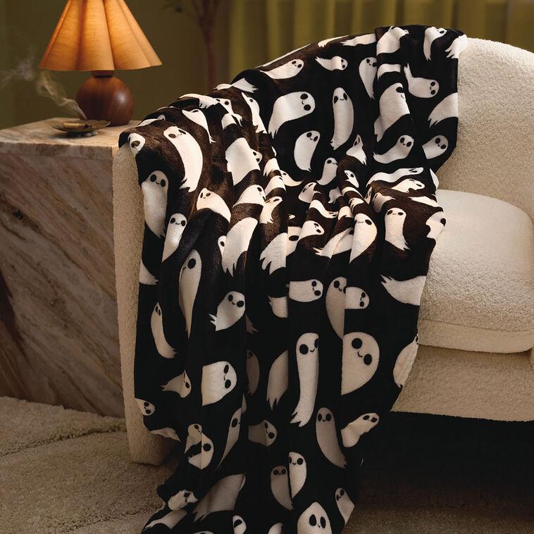Hallmark Grinning Ghosts Throw Blanket 50x60