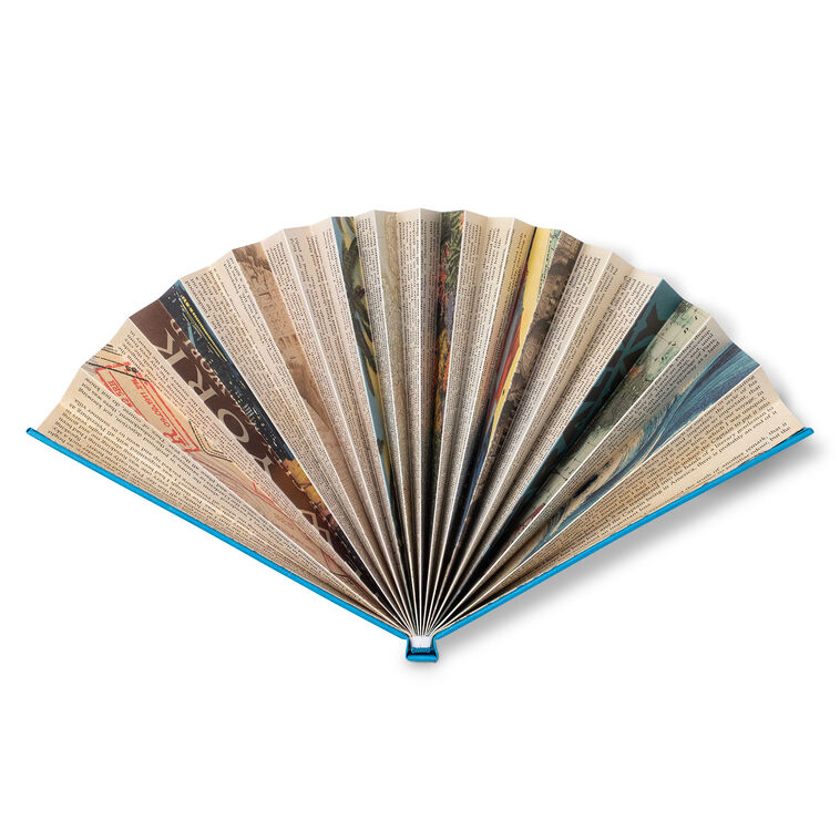 Hallmark IF USA Around The World Book Fan