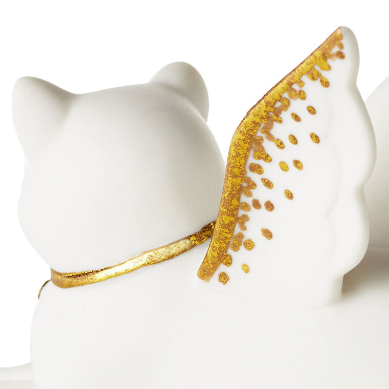 Hallmark Joanne's Angels Cat Figurine 3"