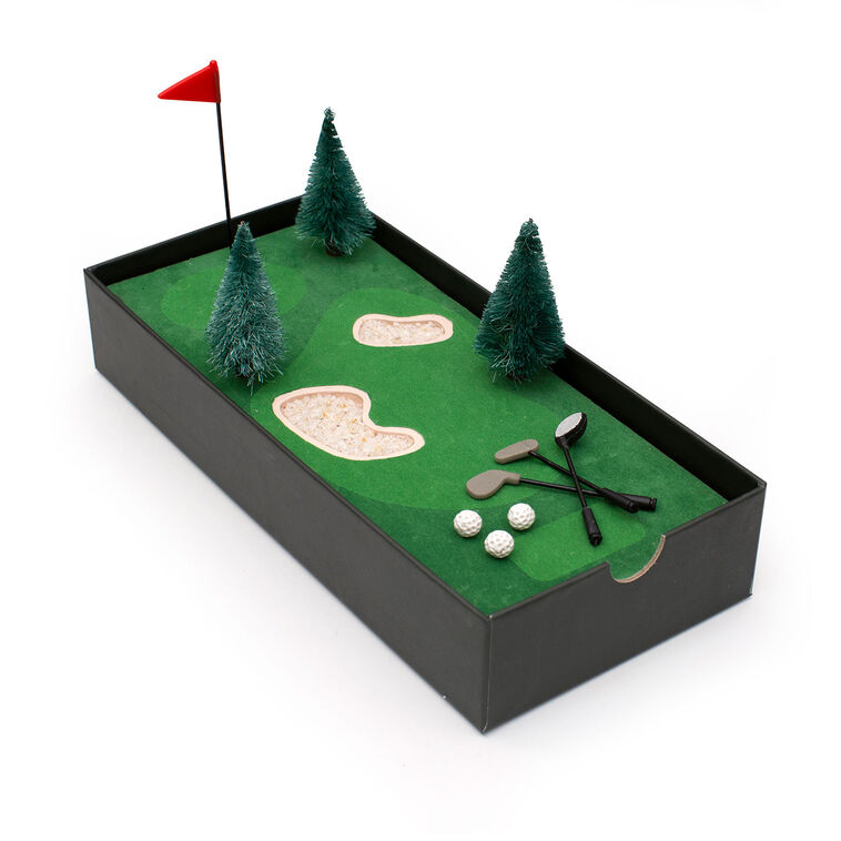 Hallmark Kikkerland Desktop Golf Game