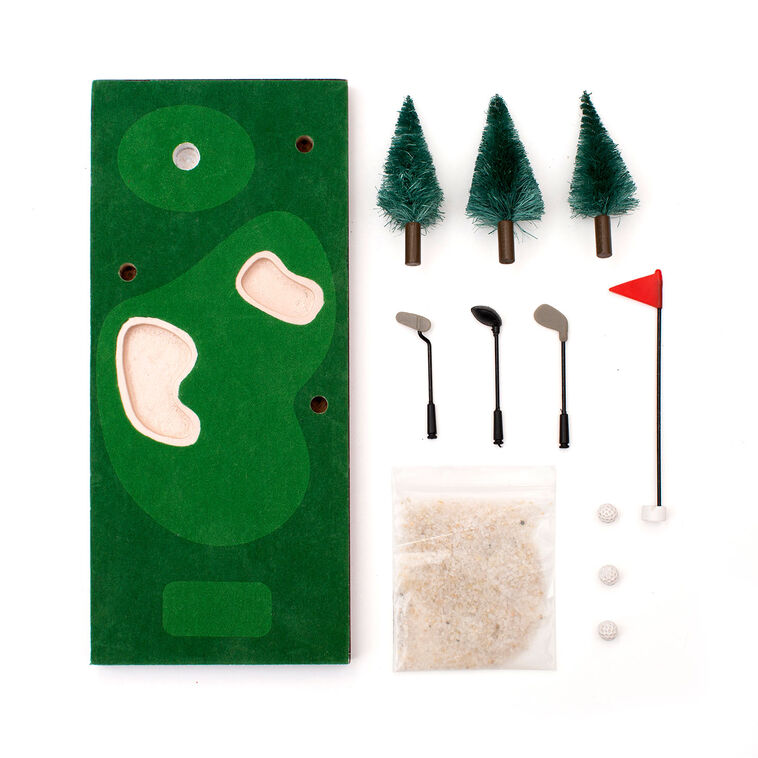 Hallmark Kikkerland Desktop Golf Game