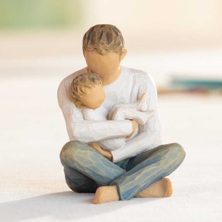 Hallmark Willow Tree Little One Figurine 4"