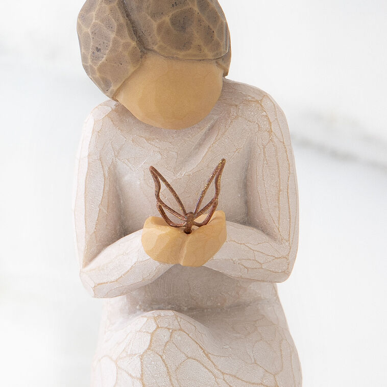 Hallmark Willow Tree Quiet Wonder Figurine 3.5"