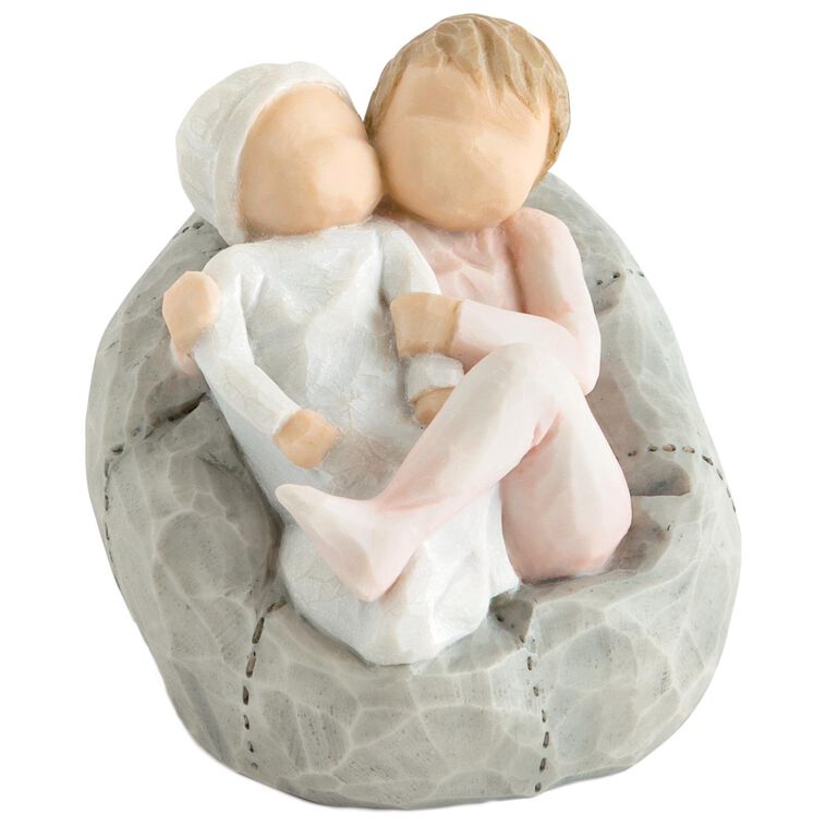 hallmark Willow Tree® My New Baby Blush Figurine