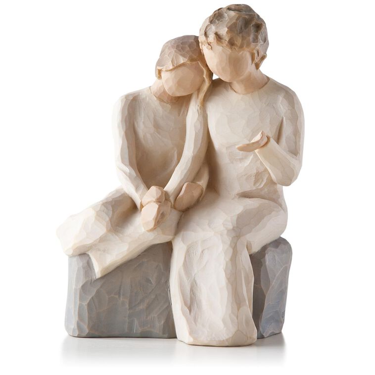 hallmark Willow Tree® With Grandmother Figurine