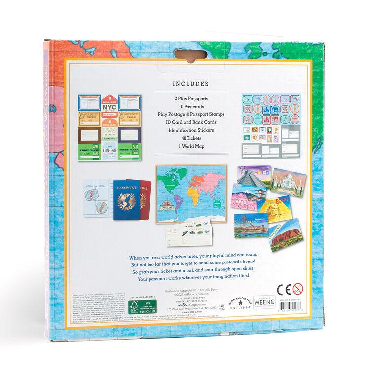 Hallmark World Traveler Pretend Play Set