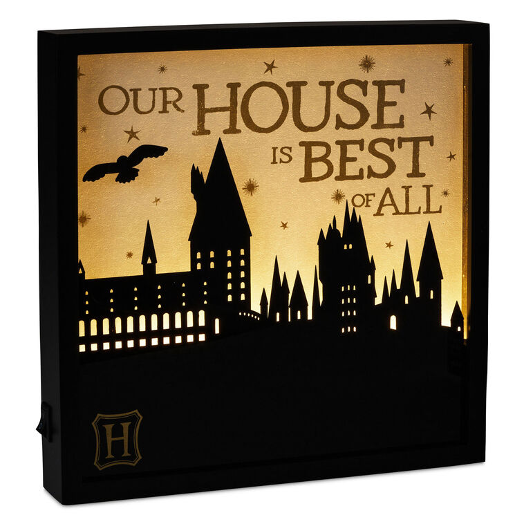 Hallmark Harry Potter™ Hogwarts™ Lighted Shadow Box Wall Decor 10.5"