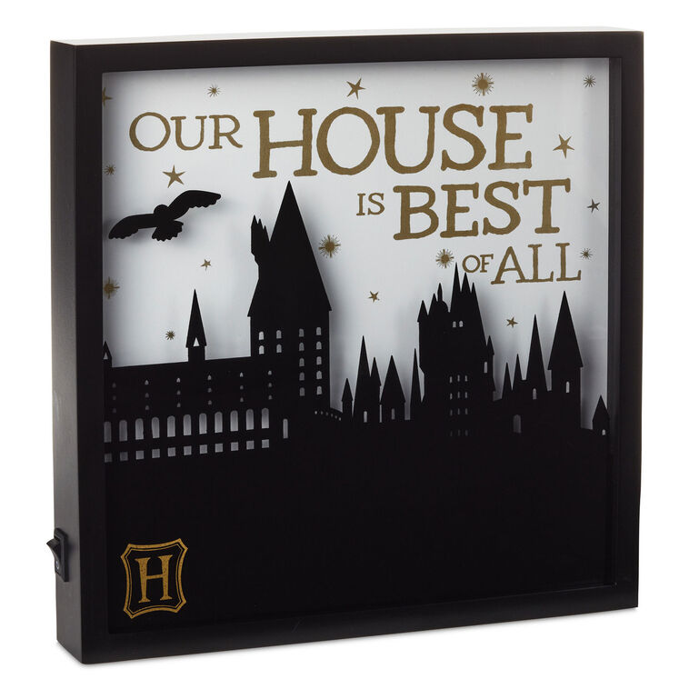 hallmark Harry Potter™ Hogwarts™ Lighted Shadow Box Wall Decor 10.5"