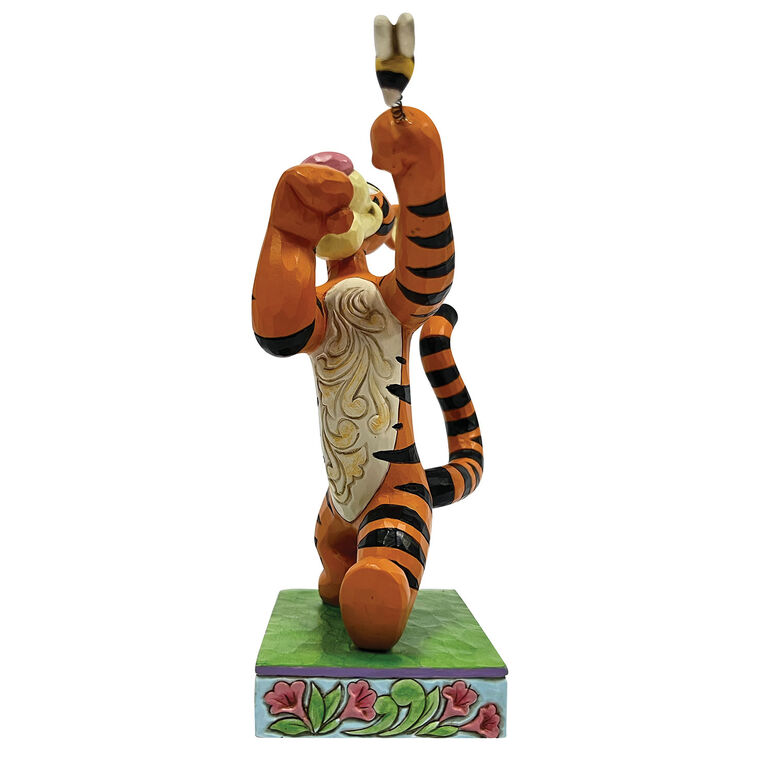Hallmark Jim Shore Disney Tigger Fighting A Bee Figurine 5.5"