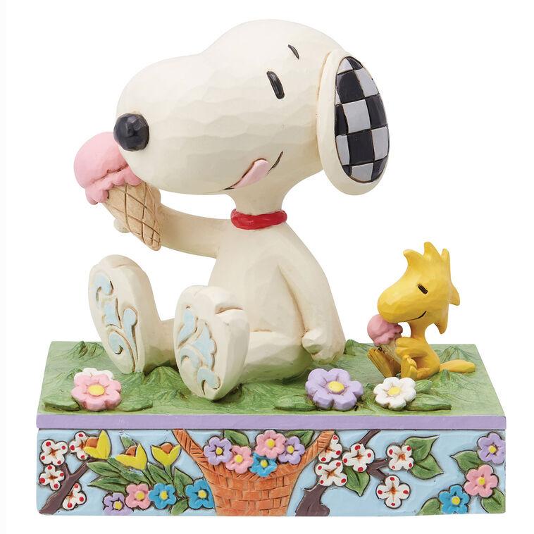 hallmark Jim Shore Peanuts Snoopy and Woodstock Eating Ice Cream Figurine 5.12"