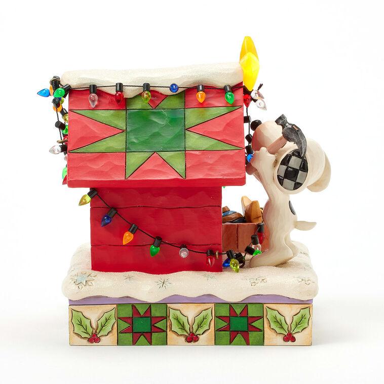 Hallmark Jim Shore Peanuts Snoopy Decorating Doghouse Light-Up Figurine 6.3"