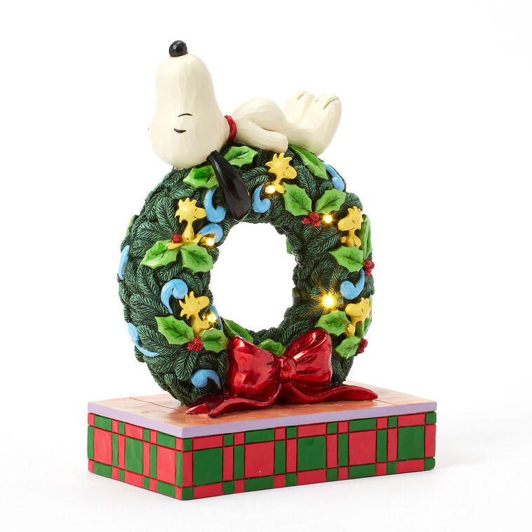Hallmark Jim Shore Peanuts Snoopy Sleeping On Light-Up Wreath Figurine 7.13"