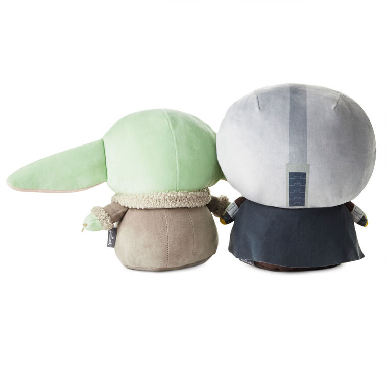 Hallmark Large Better Together Star Wars: The Mandalorian™ And Grogu™ Magnetic Plush Pair 10.5"