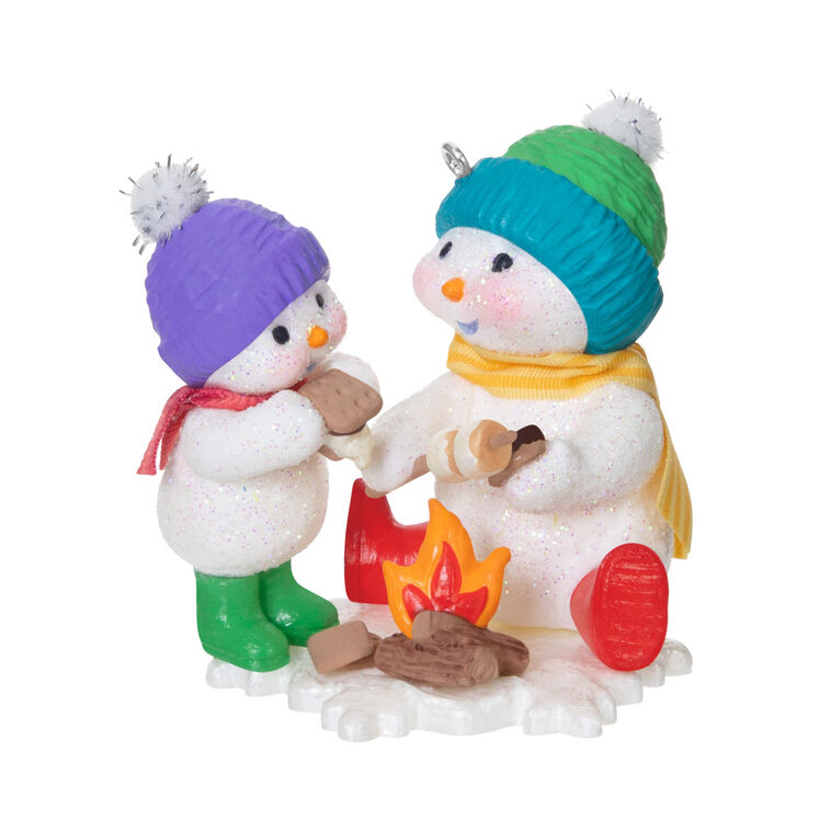 hallmark Making Memories Scrumptious S'mores Ornament