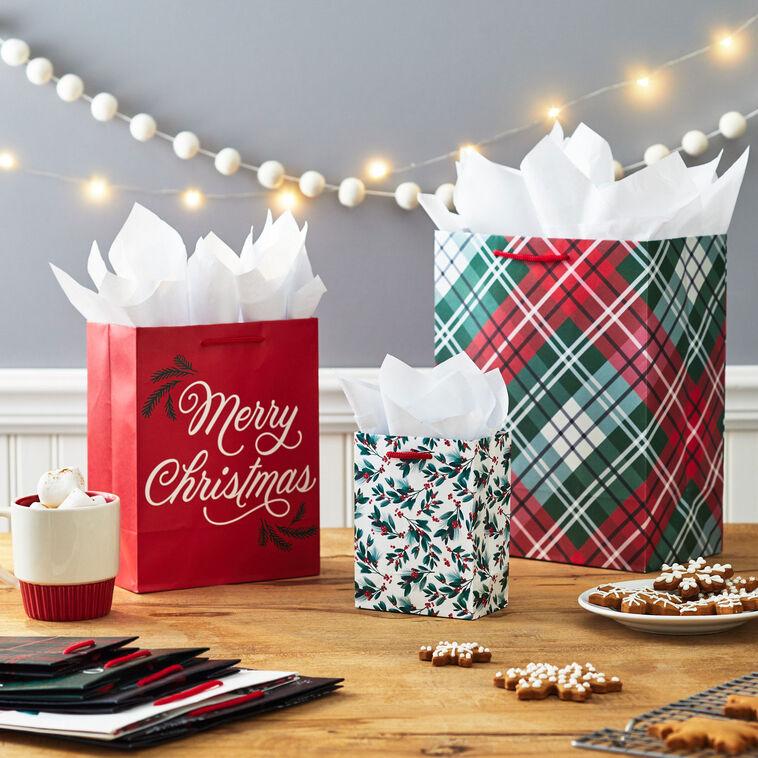 Hallmark Merry And Bright 8-Pack Assortment Christmas Gift Bags