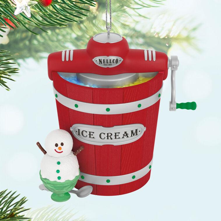 Hallmark Nellco Ice Cream Maker Musical Ornament With Light