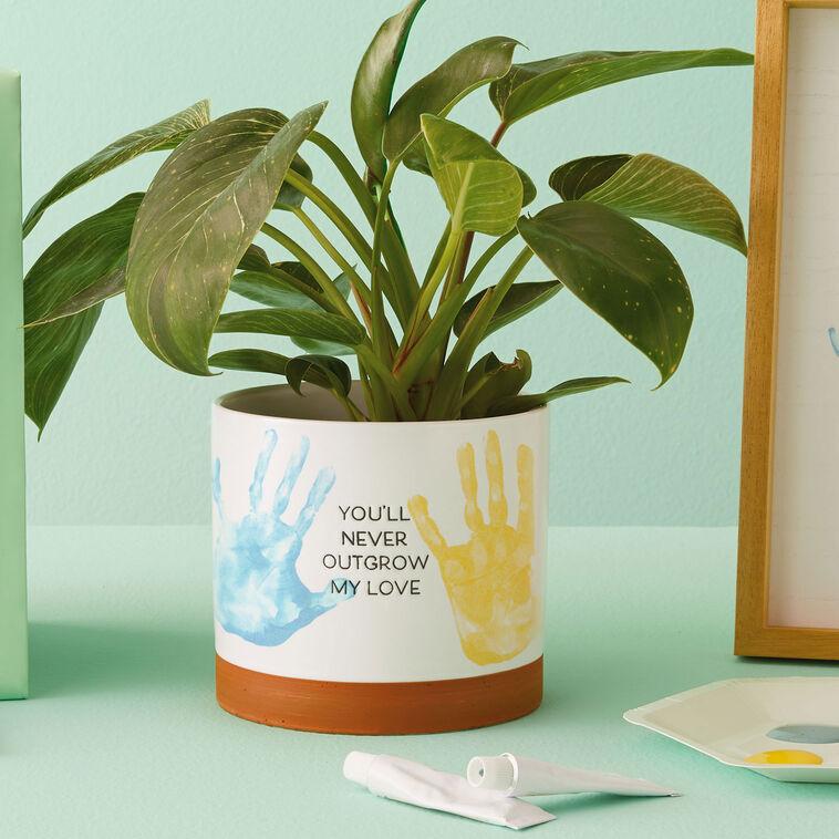 Hallmark Never Outgrow My Love Planter Handprint Kit