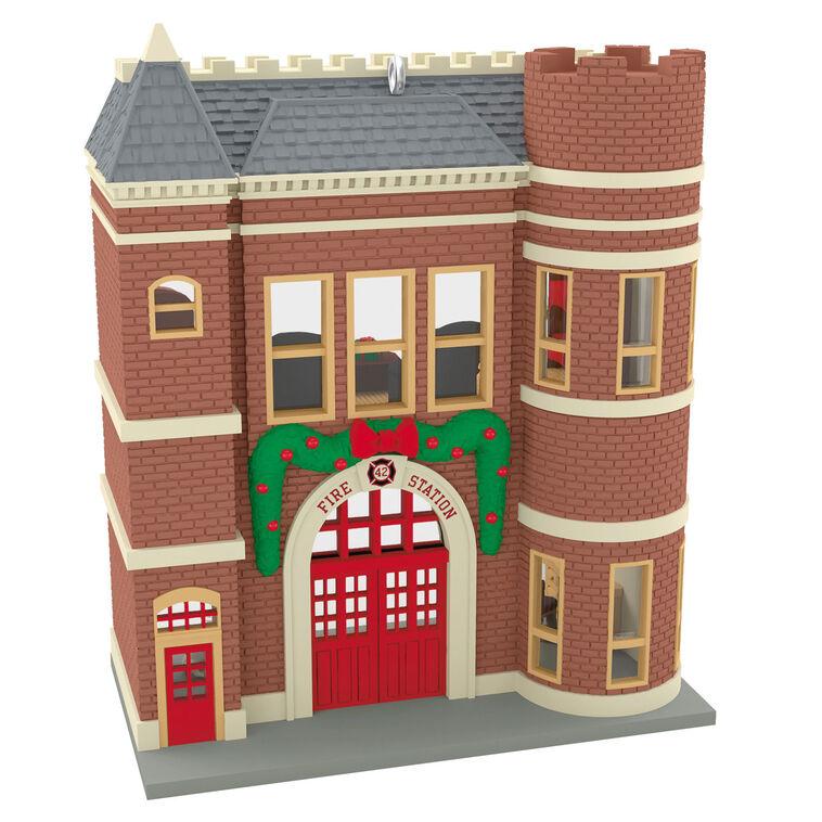 hallmark Nostalgic Houses and Shops Keepsake Korners Firehouse Ornament