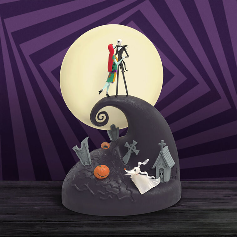 hallmark Paladone Disney Tim Burton's The Nightmare Before Christmas Diorama Light