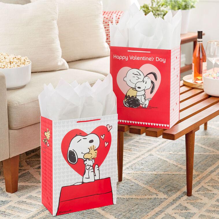 Hallmark Peanuts® 2-Pack Large And XL Valentine's Day Gift Bags