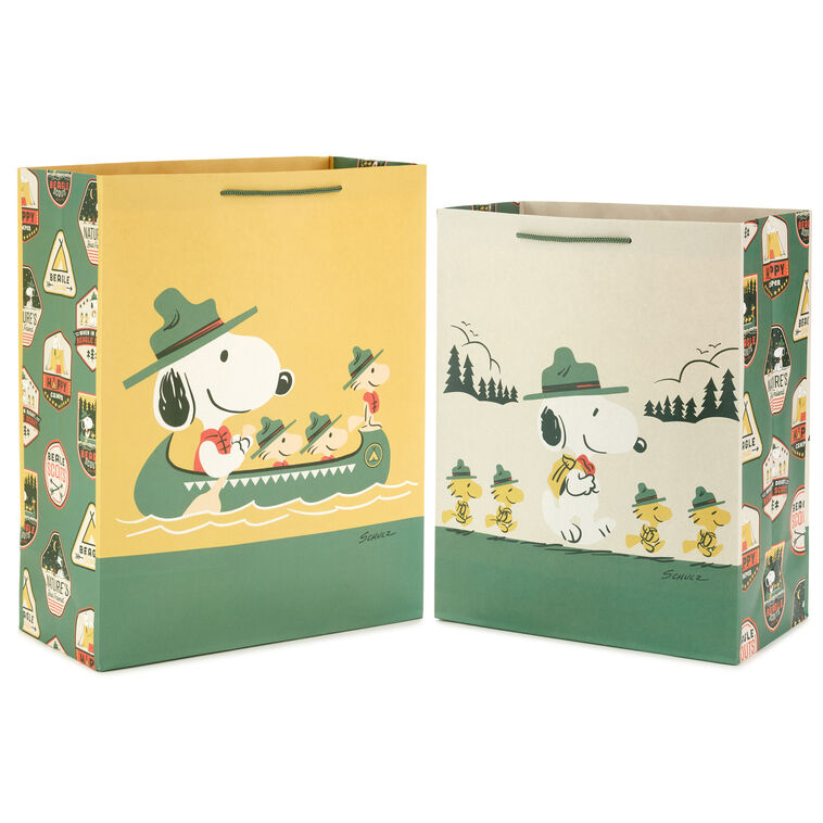 hallmark Peanuts® Beagle Scouts Snoopy and Troops 2-Pack Large and XL Gift Bags