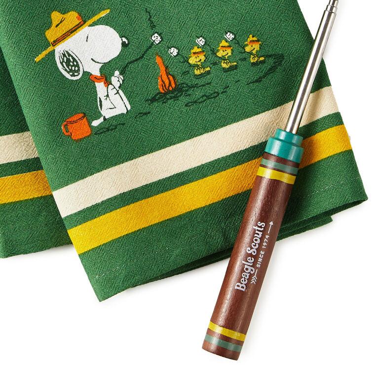 Hallmark Peanuts® Beagle Scouts Tea Towel And S'mores Fork Set Of 2