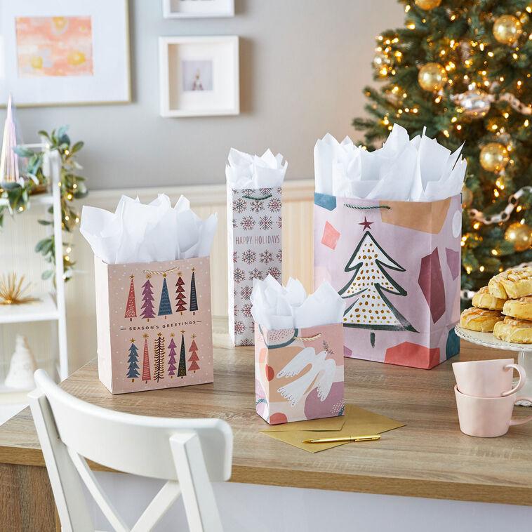 Hallmark Season's Greetings 8-Pack Assortment Holiday Gift Bags