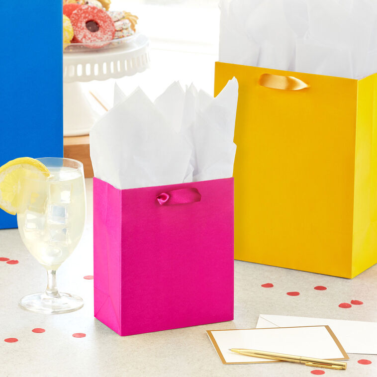 Hallmark Solid Colors 8-Pack Assorted Gift Bag Bundle