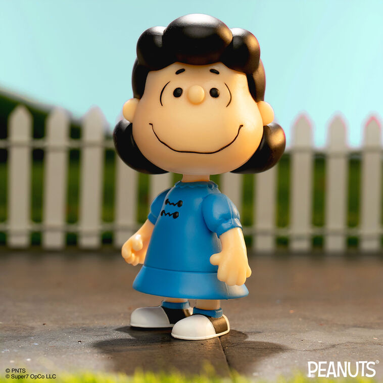 Hallmark Super7 Peanuts Lucy Wave 7 ReAction Figure