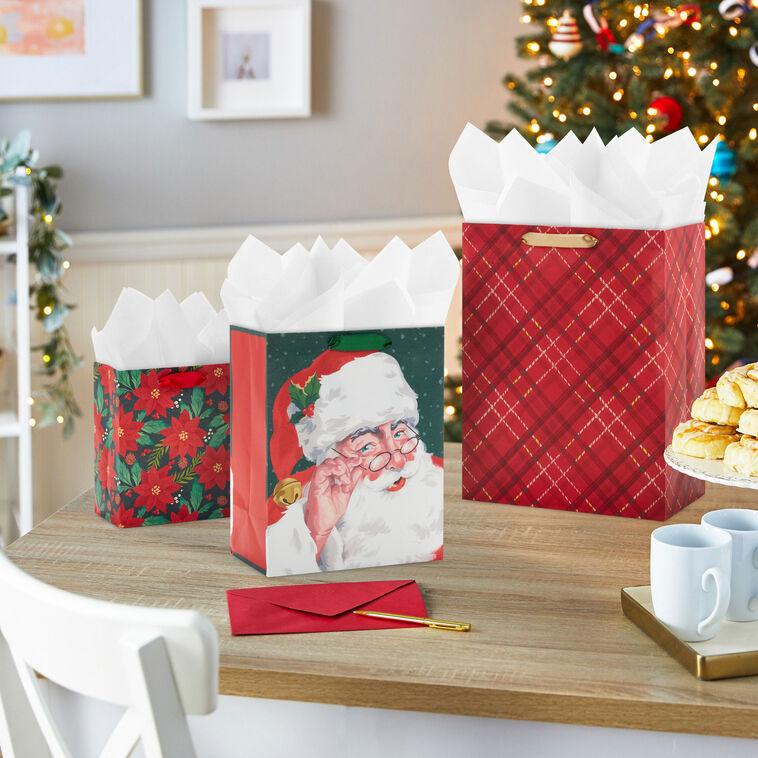 Hallmark Traditional Christmas 8-Pack Assorted Gift Bag Bundle