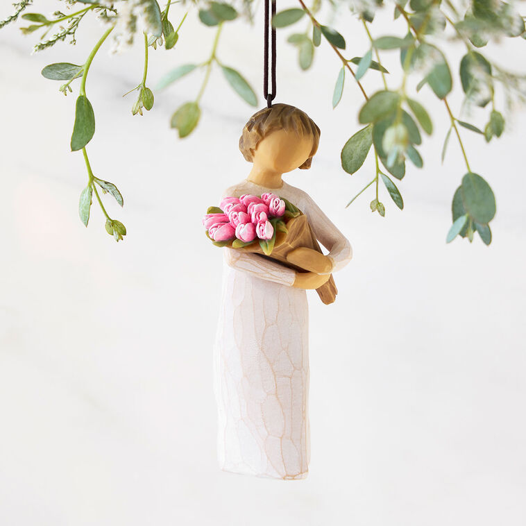 Hallmark Willow Tree Bright Hope Girl With Bouquet Ornament 4"