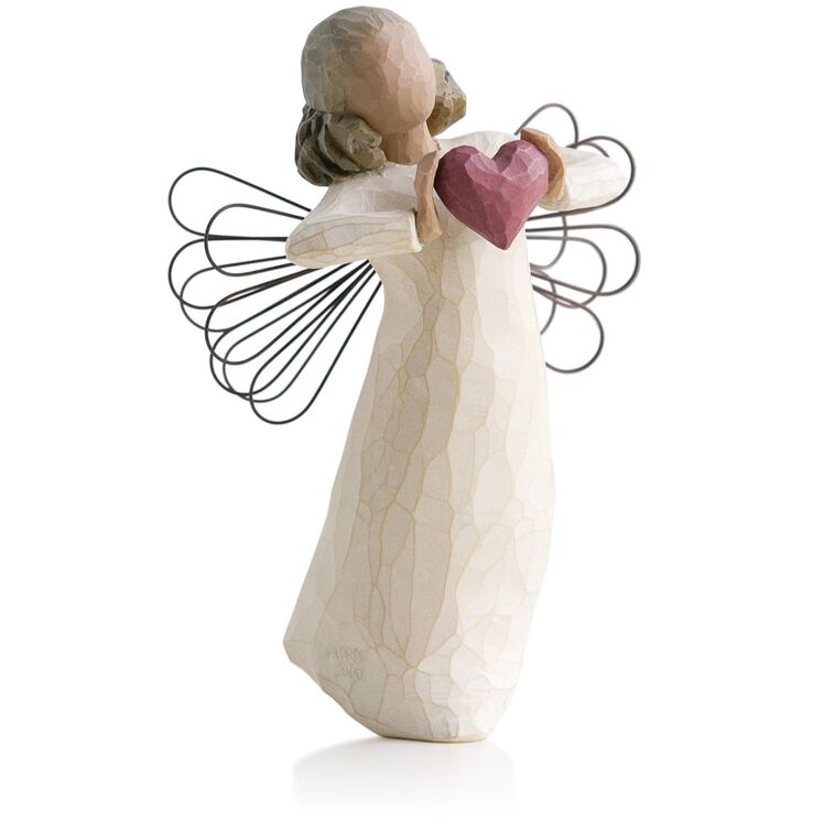 hallmark Willow Tree® Angel With Love Heart Figurine