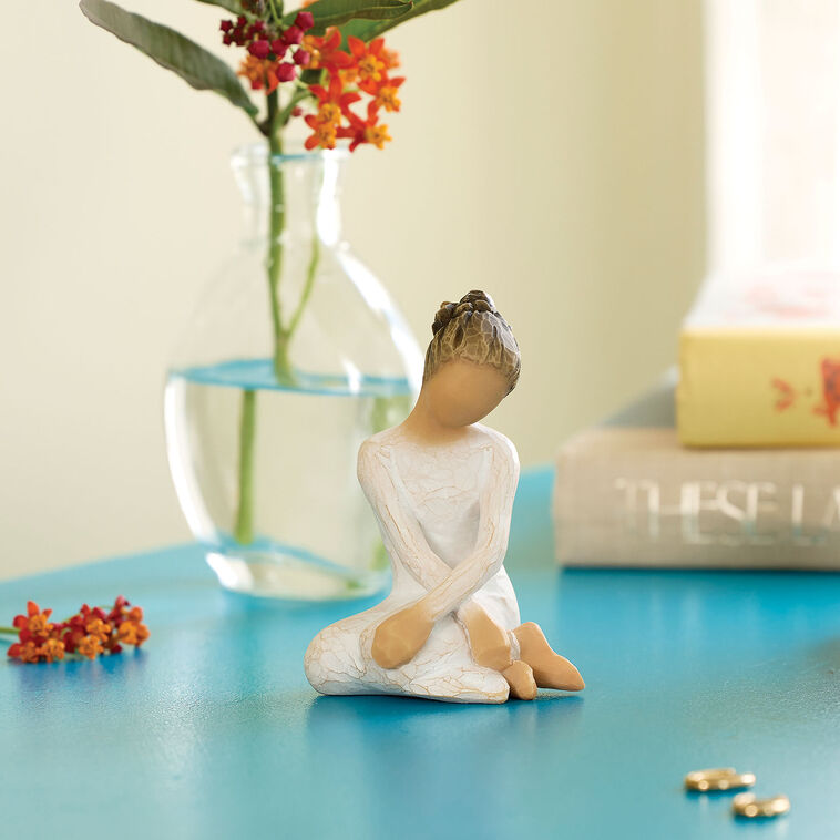 Hallmark Willow Tree Serenity Sitting Girl Figurine 3.5"