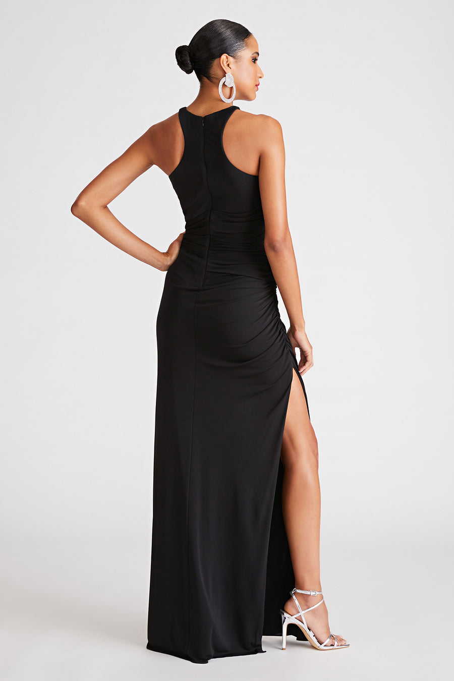 Halston Heritage Lang Gown In Jersey