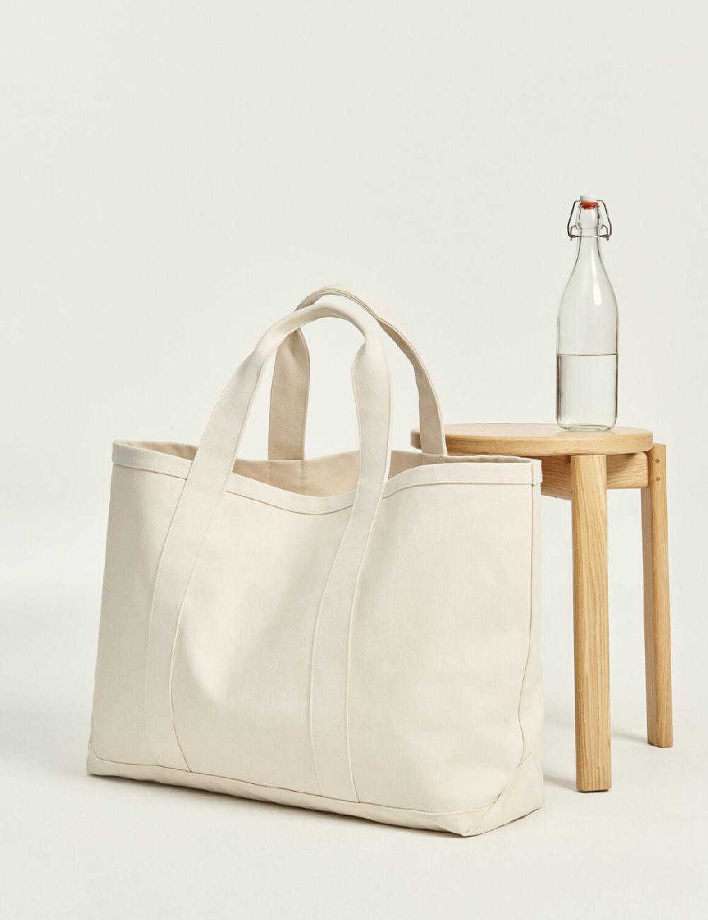 Handvaerk Huge Tote Bag