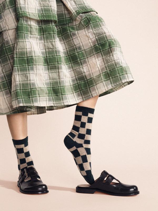 hansel from basel Dash Checkered Cashmere Crew forest green