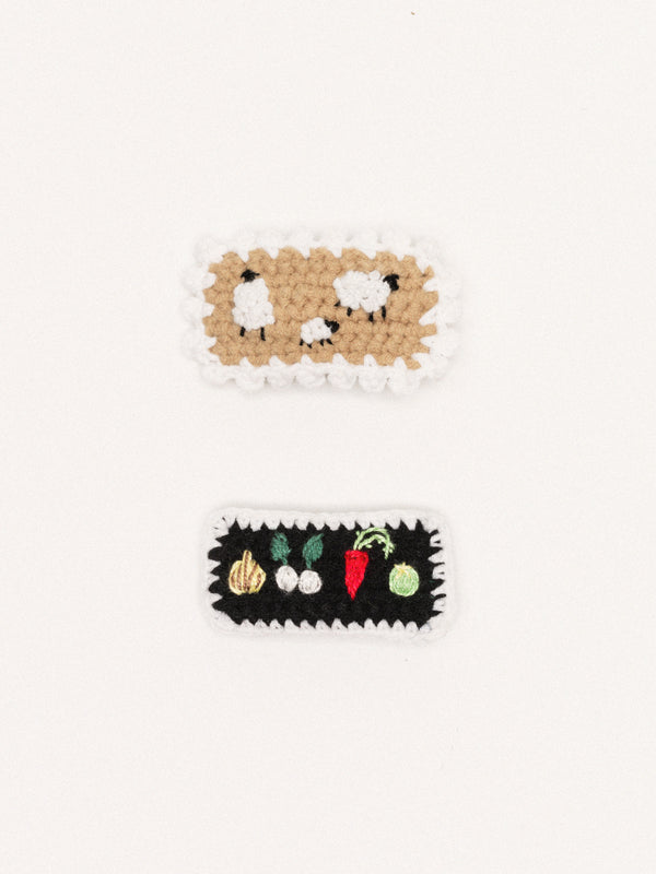 hansel from basel Farm Times Crochet Hair Clips camel