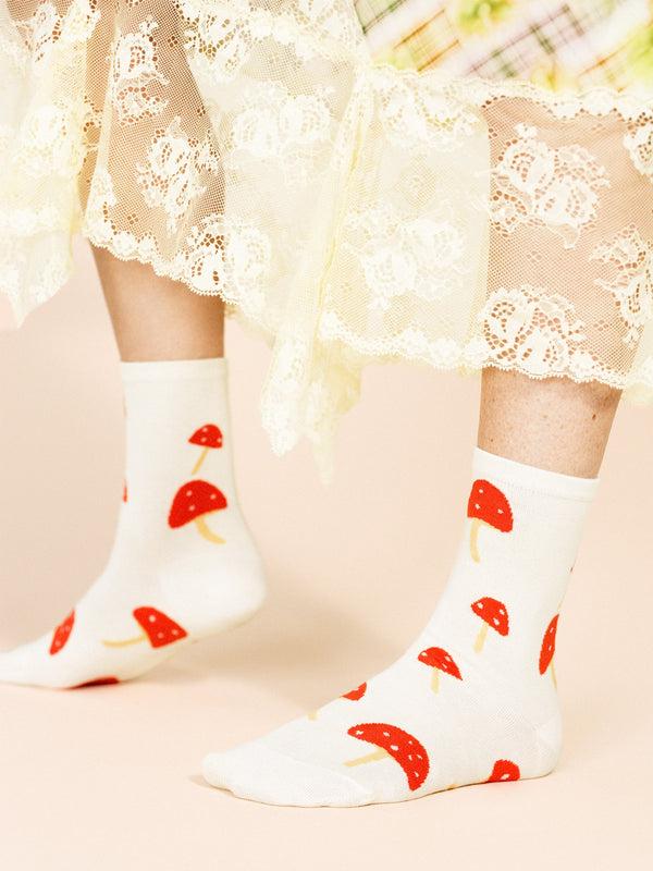 Hansel From Basel Elfcup Crew Ivory