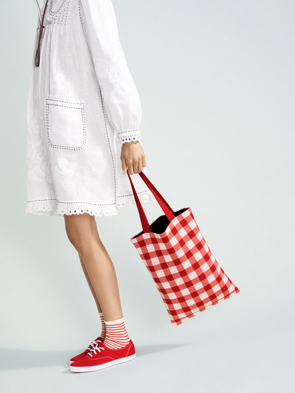 hansel from basel Gingham Tote Bag red